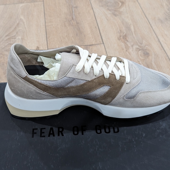 Men's FEAR OF GOD Lace-Up Runner Sneakers Sabbia 45 US 12 - Picture 3 of 10